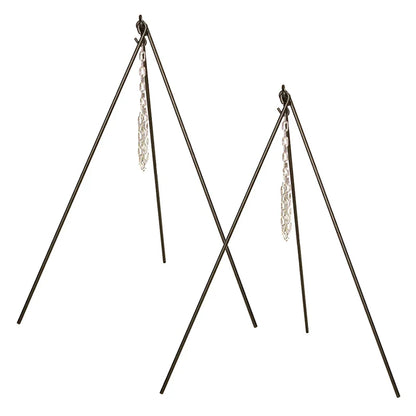 Set of 2 tripods with metal chain.