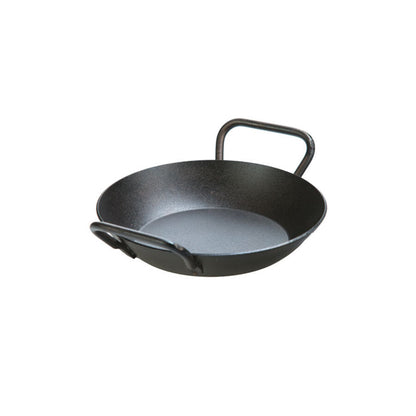 Circular pan with 2 loop handles and slanted edges.